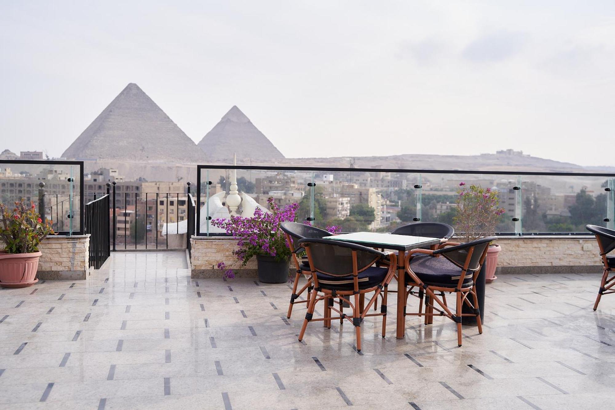 New Top Pyramids Hotel Kairo Exteriör bild