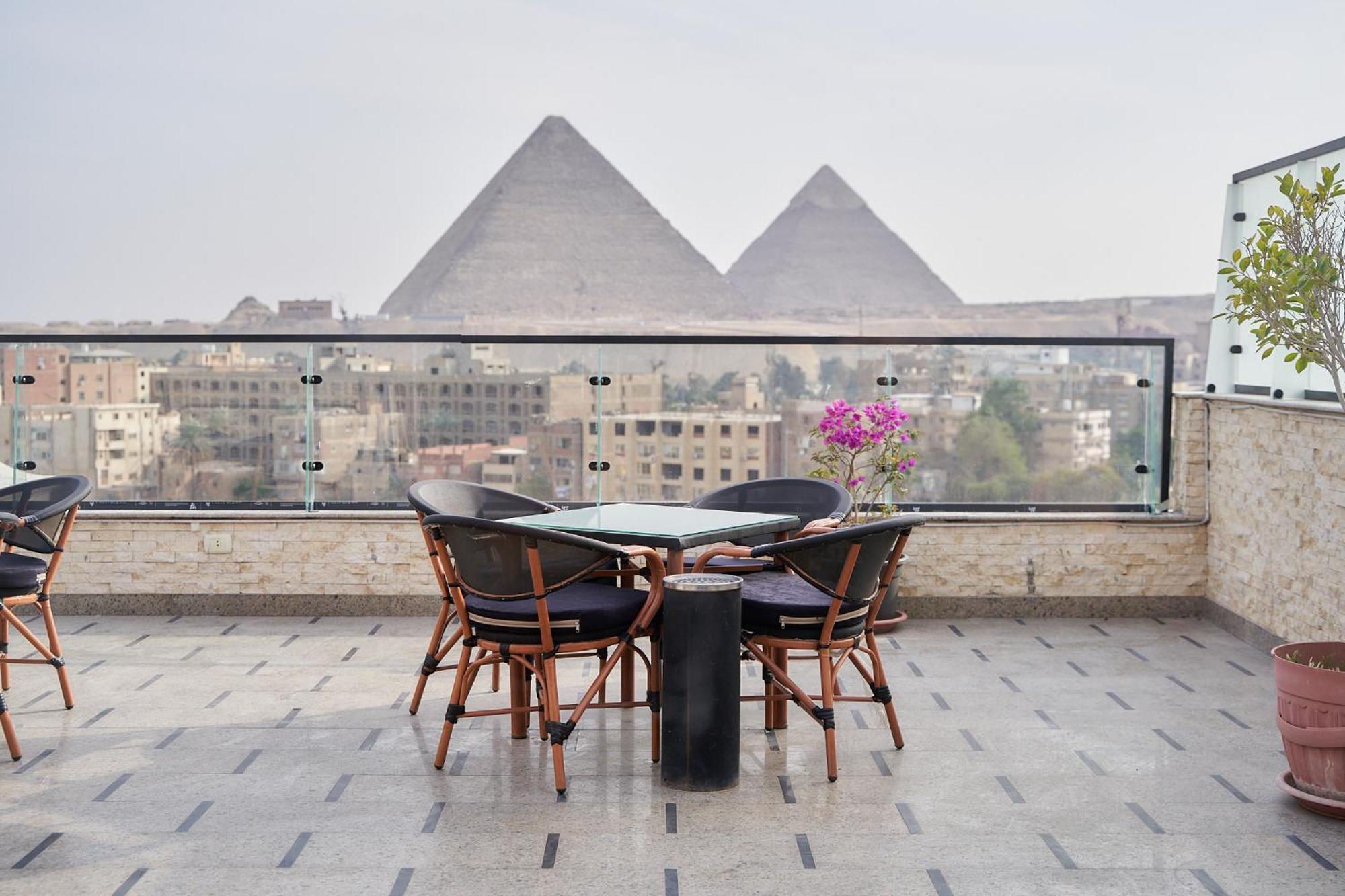 New Top Pyramids Hotel Kairo Exteriör bild